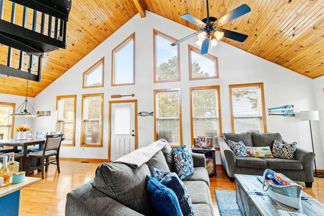 1824 Bridge Hollow Road, Somerset, KY 42503