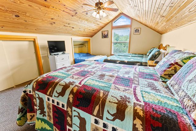 1824 Bridge Hollow Road, Somerset, KY 42503