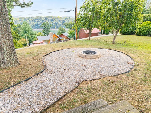 1824 Bridge Hollow Road, Somerset, KY 42503