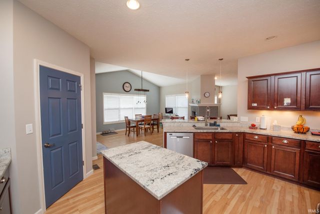 2489 Cascade Court, West Lafayette, IN 47906