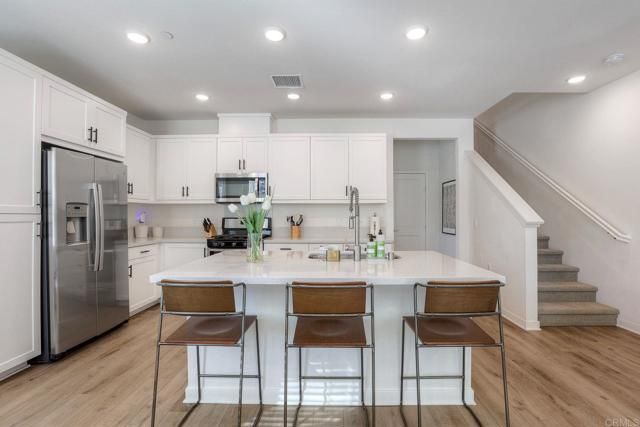 815 Blackstone Dr, San Marcos, CA 92078