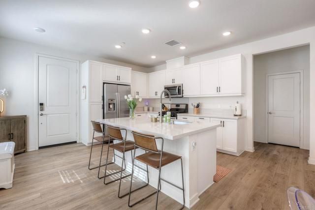 815 Blackstone Dr, San Marcos, CA 92078