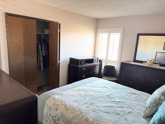 5221 Ragan Drive, The Colony, TX 75056