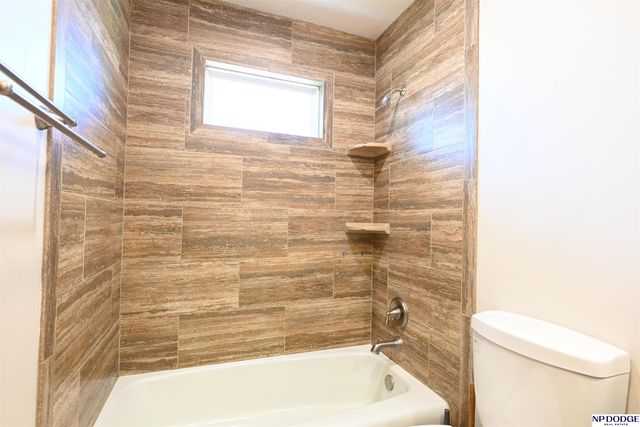 207 S William Avenue, Fremont, NE 68025