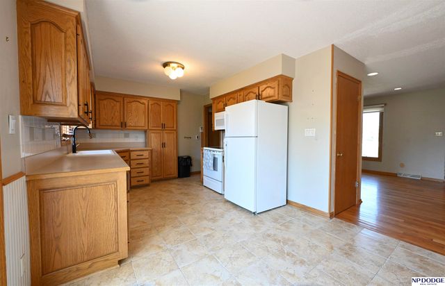 207 S William Avenue, Fremont, NE 68025