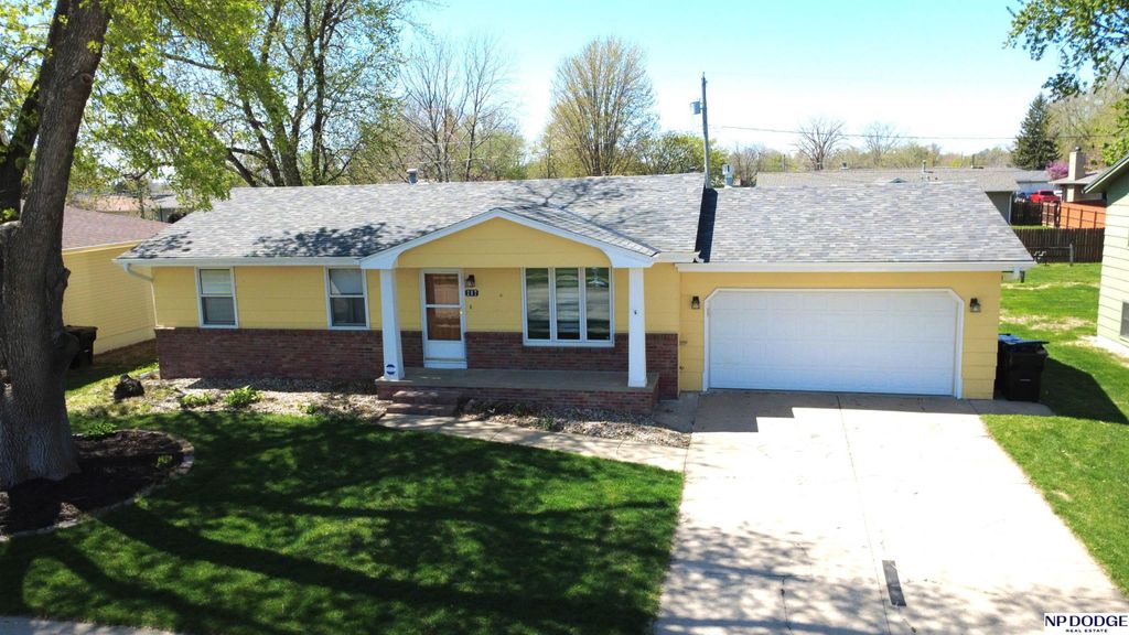 207 S William Avenue, Fremont, NE 68025
