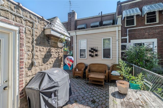 2612 150th Street, Whitestone, NY 11354