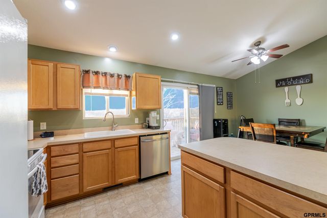 1530 Morgan Drive, Nebraska City, NE 68410