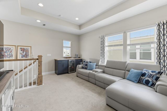 433 RUM RUNNER Way, St. Johns, FL 32259