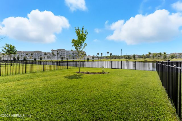 433 RUM RUNNER Way, St. Johns, FL 32259