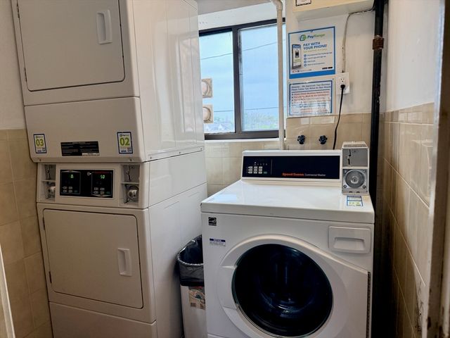 10 Roberts 32, Somerville, MA 02145