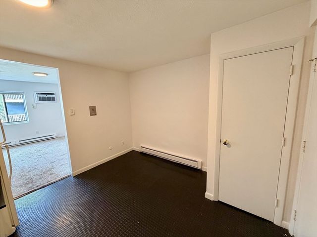 10 Roberts 32, Somerville, MA 02145