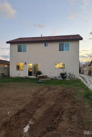 4812 Sammons Avenue, Bakersfield, CA 93307