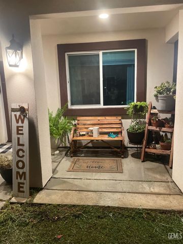 4812 Sammons Avenue, Bakersfield, CA 93307