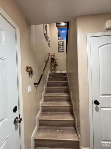 4812 Sammons Avenue, Bakersfield, CA 93307