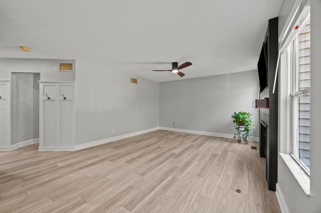 1643 Westwood Drive, Lewis Center, OH 43035