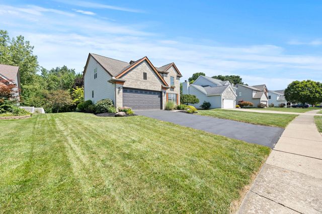 1643 Westwood Drive, Lewis Center, OH 43035