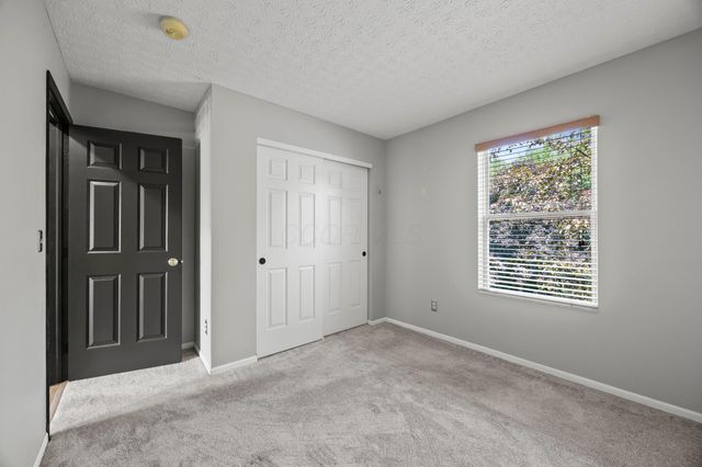 1643 Westwood Drive, Lewis Center, OH 43035