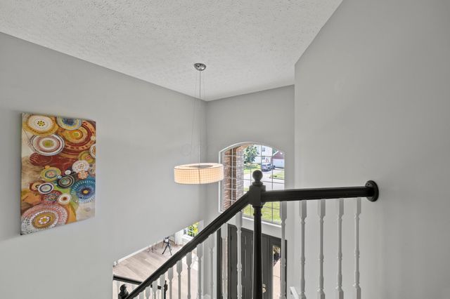 1643 Westwood Drive, Lewis Center, OH 43035