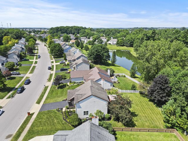 1643 Westwood Drive, Lewis Center, OH 43035