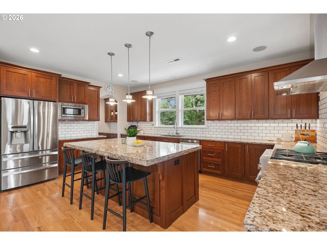 829 Se UMATILLA St, Portland, OR 97202