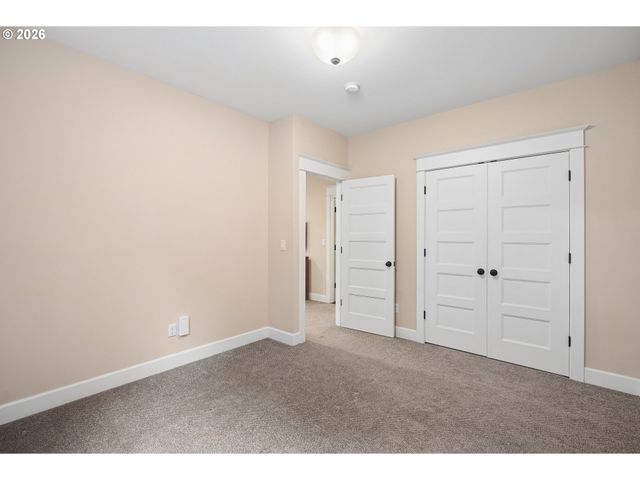 829 Se UMATILLA St, Portland, OR 97202