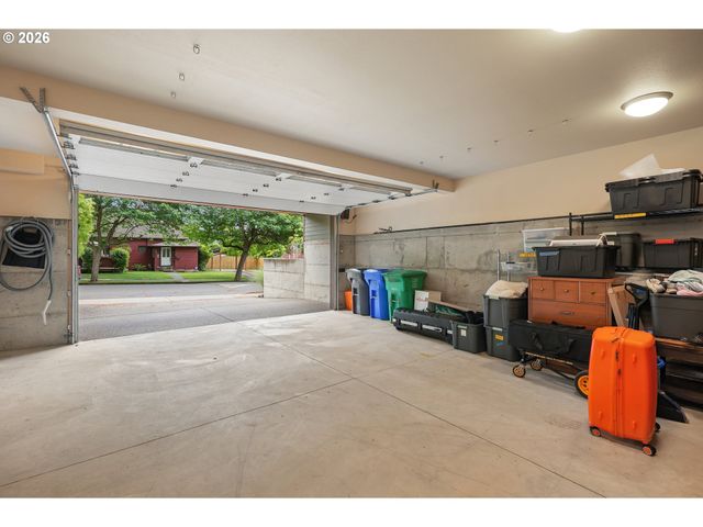 829 Se UMATILLA St, Portland, OR 97202