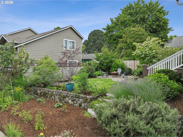 829 Se UMATILLA St, Portland, OR 97202