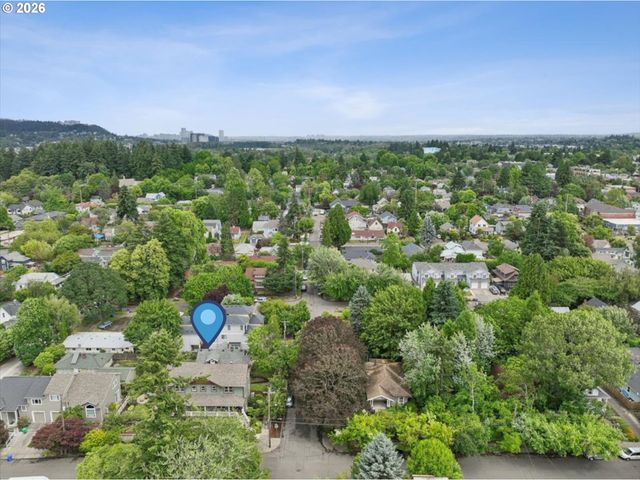 829 Se UMATILLA St, Portland, OR 97202