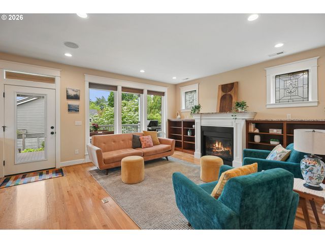 829 Se UMATILLA St, Portland, OR 97202