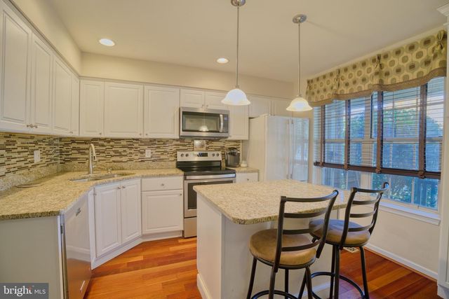 32 LOVETT CT, Lutherville Timonium, MD 21093