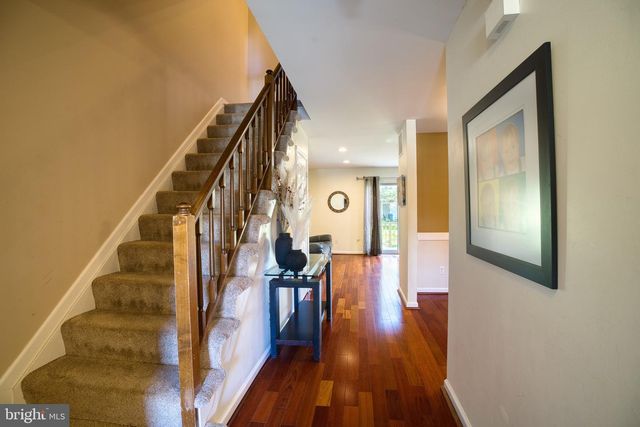 32 LOVETT CT, Lutherville Timonium, MD 21093