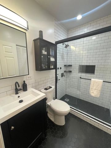 2025 W Erie Street 1R, Chicago, IL 60612