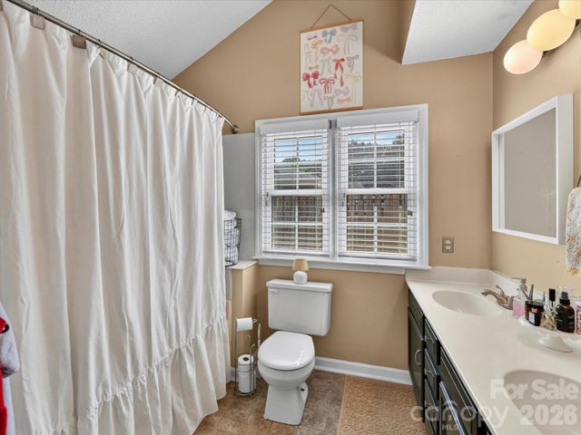 3616 Still Oaks Court NW, Concord, NC 28027