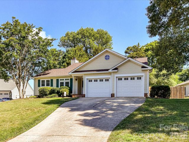 3616 Still Oaks Court NW, Concord, NC 28027