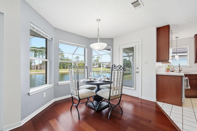 946 Shalimar Pointe Drive, Shalimar, FL 32579