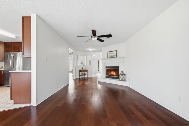 946 Shalimar Pointe Drive, Shalimar, FL 32579