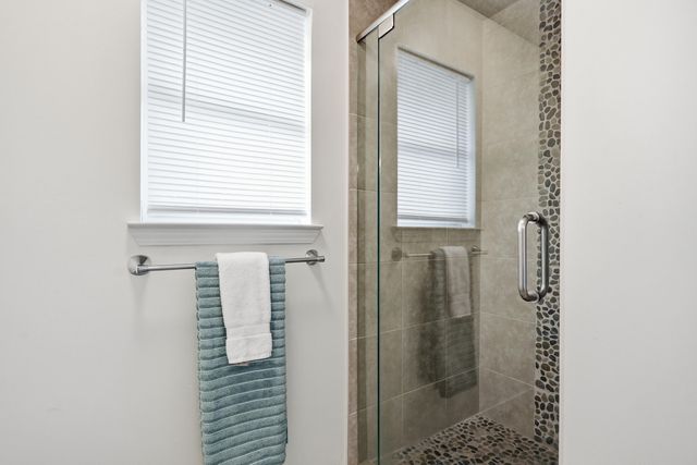 946 Shalimar Pointe Drive, Shalimar, FL 32579