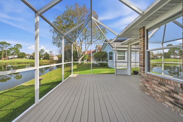 946 Shalimar Pointe Drive, Shalimar, FL 32579