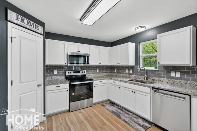 160 Ash Street, Corunna, MI 48817