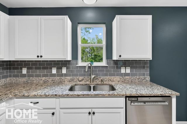 160 Ash Street, Corunna, MI 48817