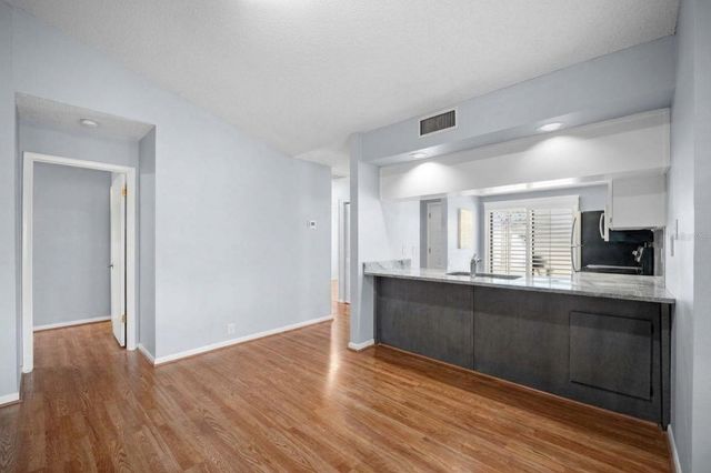 801 OAK PARK PLACE, Brandon, FL 33511