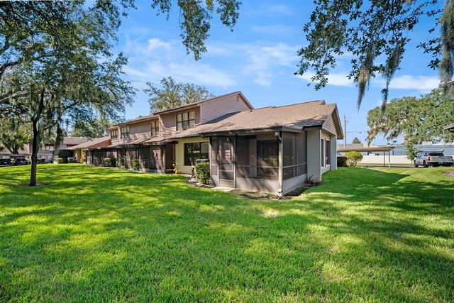 801 OAK PARK PLACE, Brandon, FL 33511