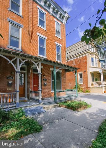 238 MUENCH ST, Harrisburg, PA 17102