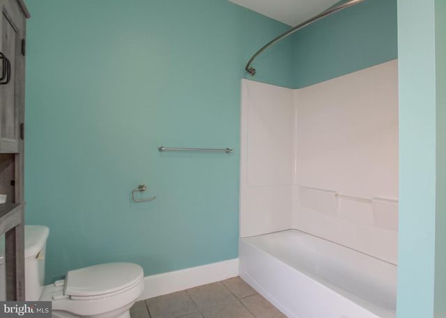 238 MUENCH ST, Harrisburg, PA 17102