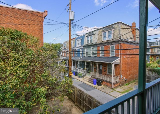 238 MUENCH ST, Harrisburg, PA 17102