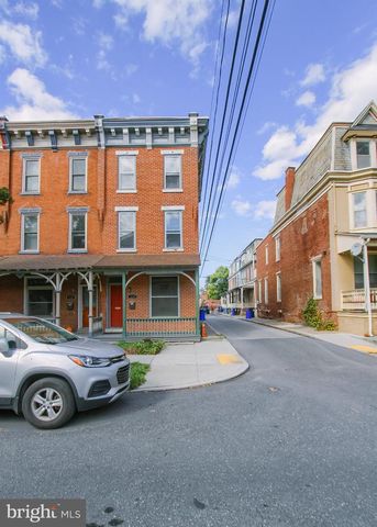 238 MUENCH ST, Harrisburg, PA 17102