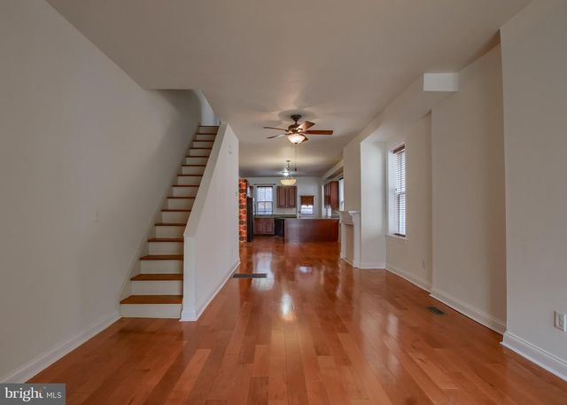 238 MUENCH ST, Harrisburg, PA 17102