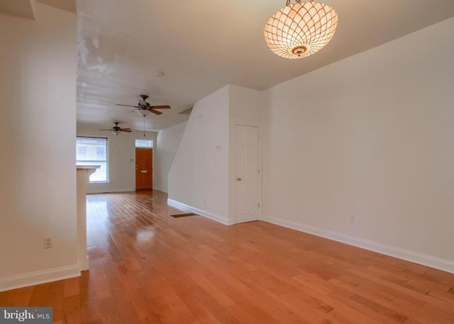 238 MUENCH ST, Harrisburg, PA 17102