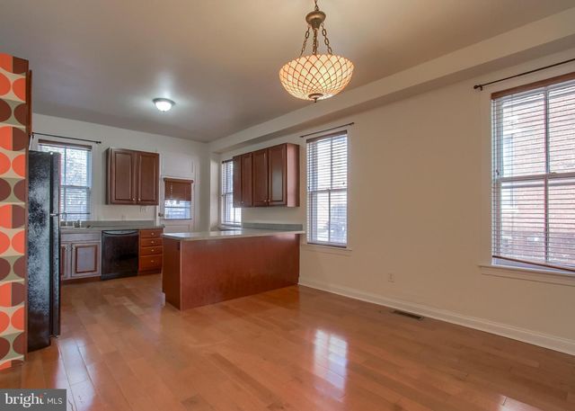 238 MUENCH ST, Harrisburg, PA 17102